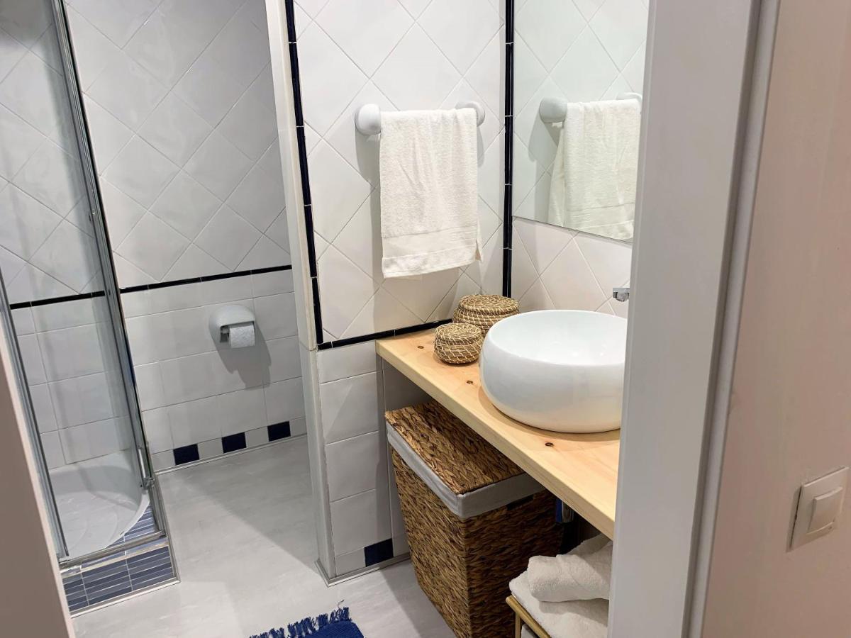 利亚内斯Apartamento Duplex Planta Baja Con Aparcamiento Gratuito En Palacio De Mijares公寓 外观 照片