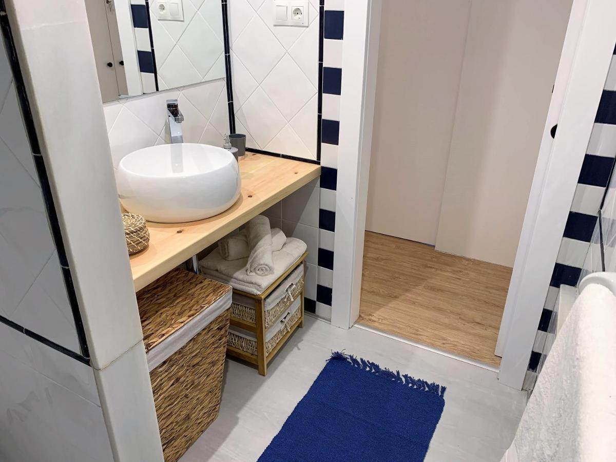 利亚内斯Apartamento Duplex Planta Baja Con Aparcamiento Gratuito En Palacio De Mijares公寓 外观 照片