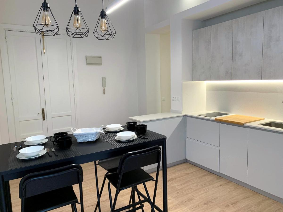 利亚内斯Apartamento Duplex Planta Baja Con Aparcamiento Gratuito En Palacio De Mijares公寓 外观 照片